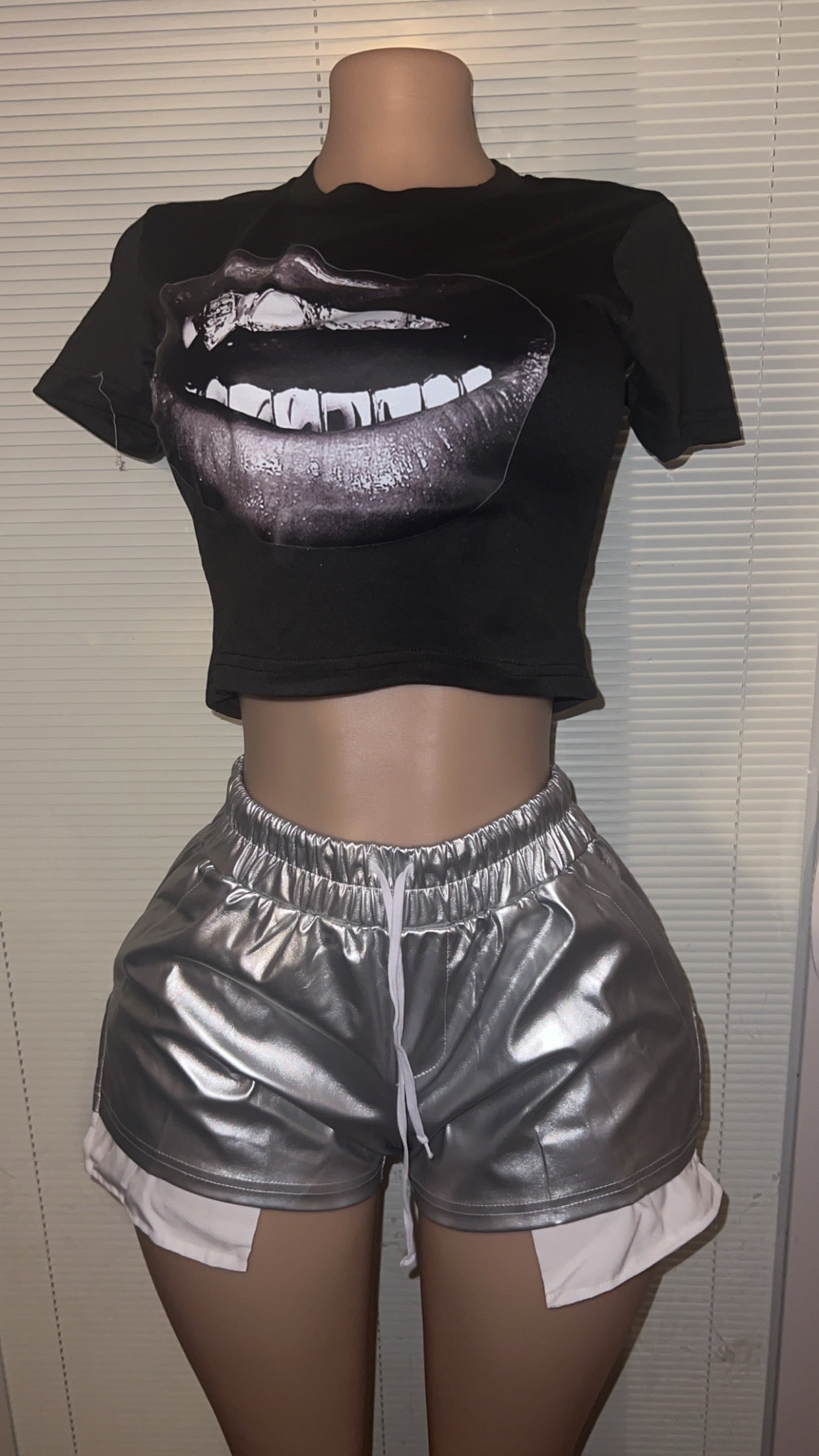 Shiny Shorts Large